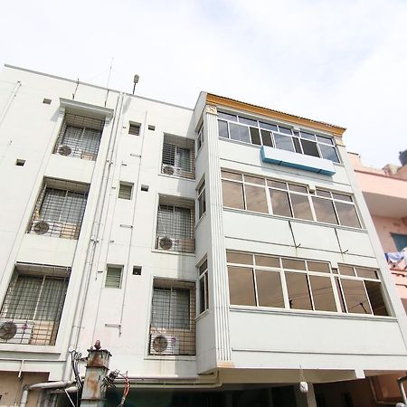 Oyo 9207 Chakri Guest House Visakhapatnam Esterno foto