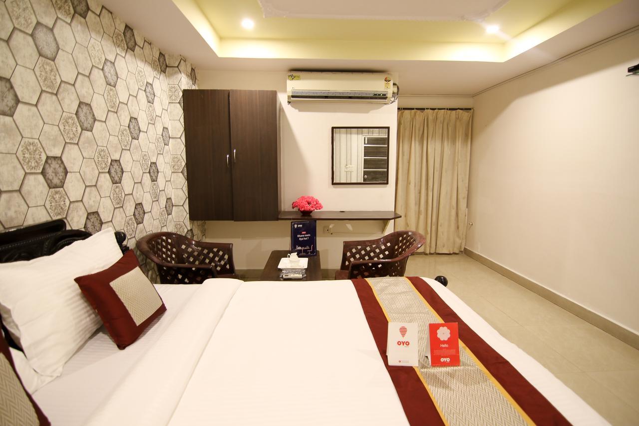 Oyo 9207 Chakri Guest House Visakhapatnam Esterno foto
