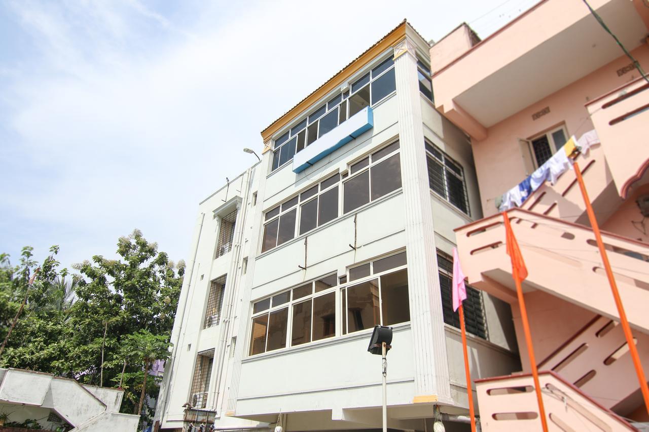 Oyo 9207 Chakri Guest House Visakhapatnam Esterno foto